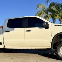 Kmc IMS 552 17x8.5 6x139.7 -10 Offset With Toyo 35x12.50R17 Tires 🔥🔥🔥