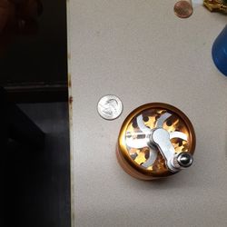 Tobacco Grinder 4 Piece With Turn Handle