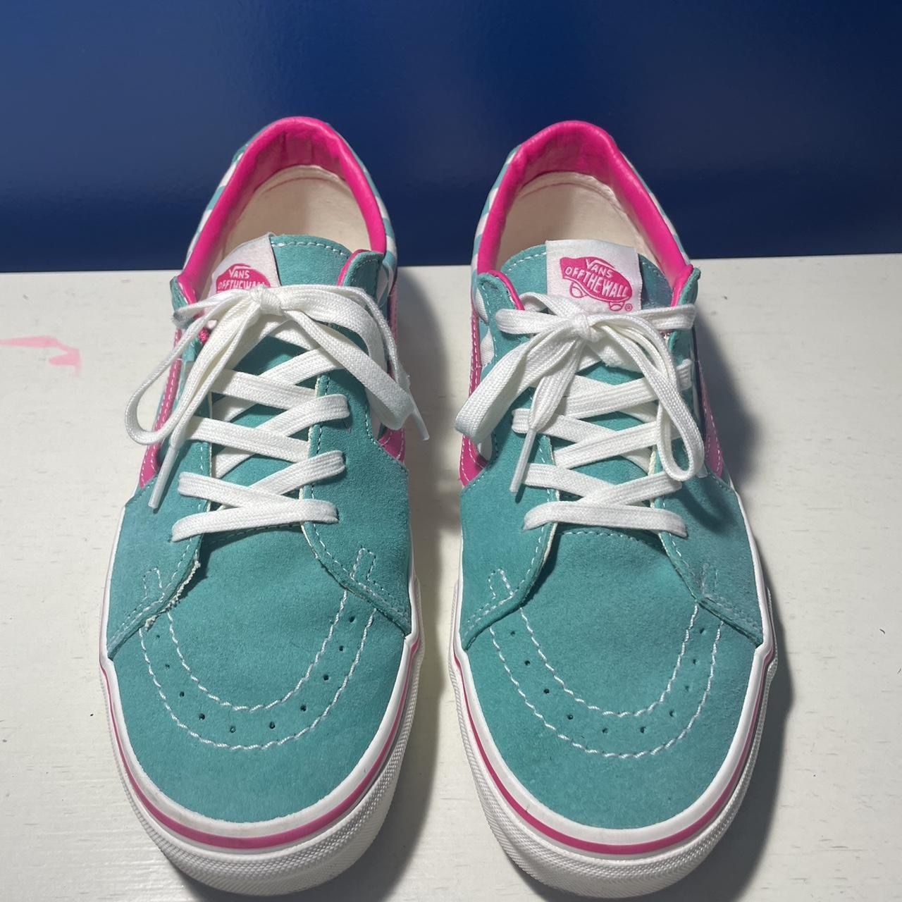 Sk8 Checkered Low Vans Teal & Pink 9.5 Men’s