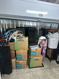 Storage sale! Need everything gone by Tuesday 10/27!