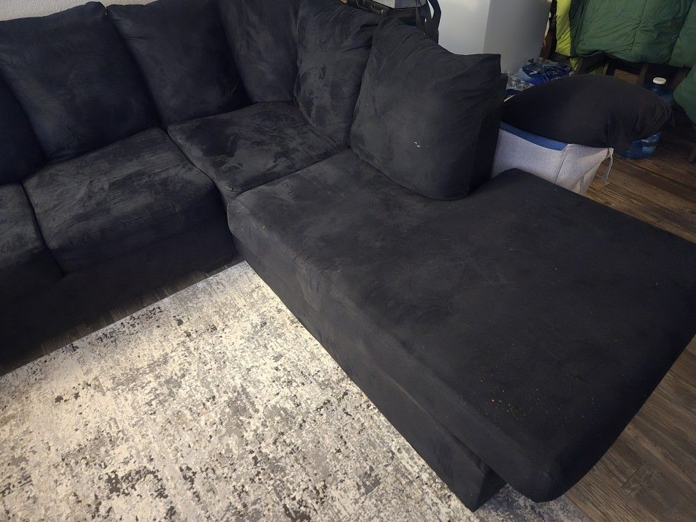 Black Sectional With Recliner