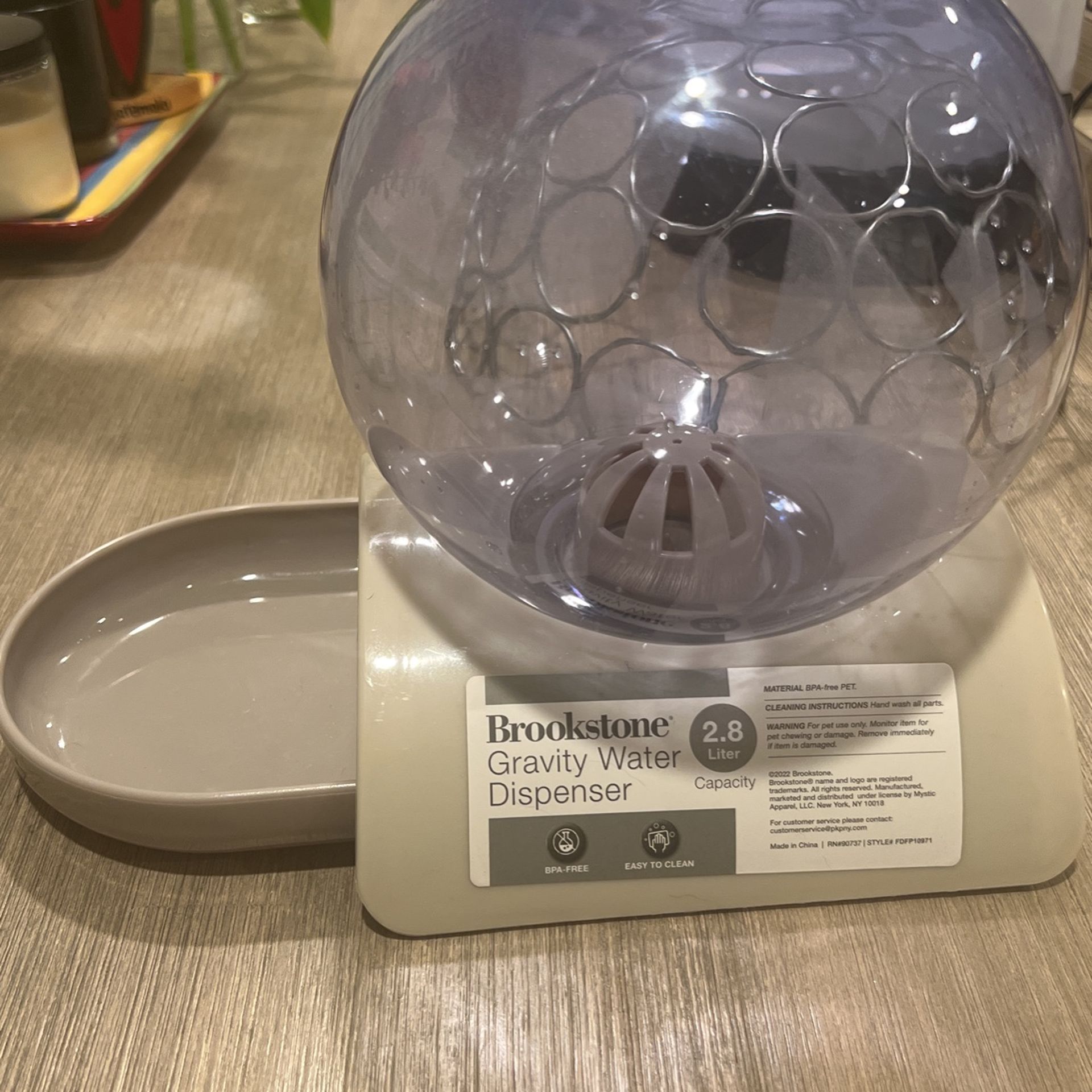 Pet Water Dispenser