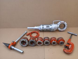 Ridgid 700 pipe threader set 1/2" to 2"