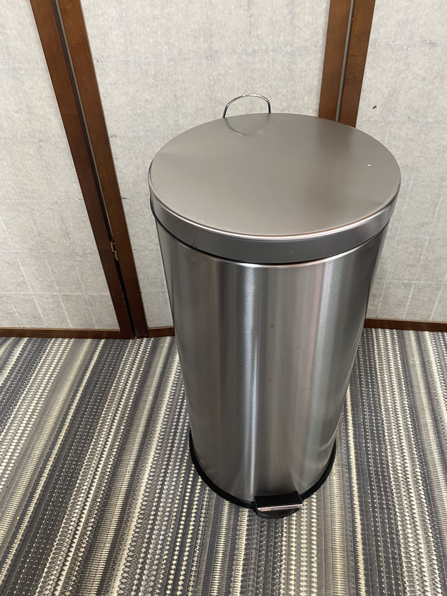Kitchen Trash Can25 In