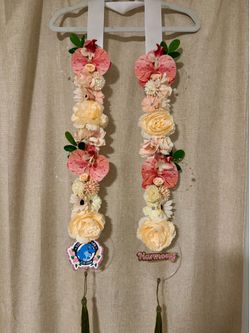 Custom Flower Graduation Leis