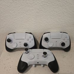 Razer Wolverine V2 Pro Controller for Sony PlayStation 5 - White (No Dongle) 