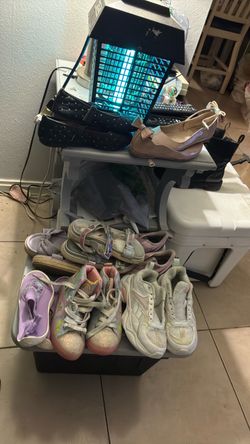 Mixed Lot of Girls' Shoes