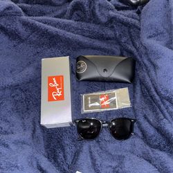 Women’s Rayban Sunglasses