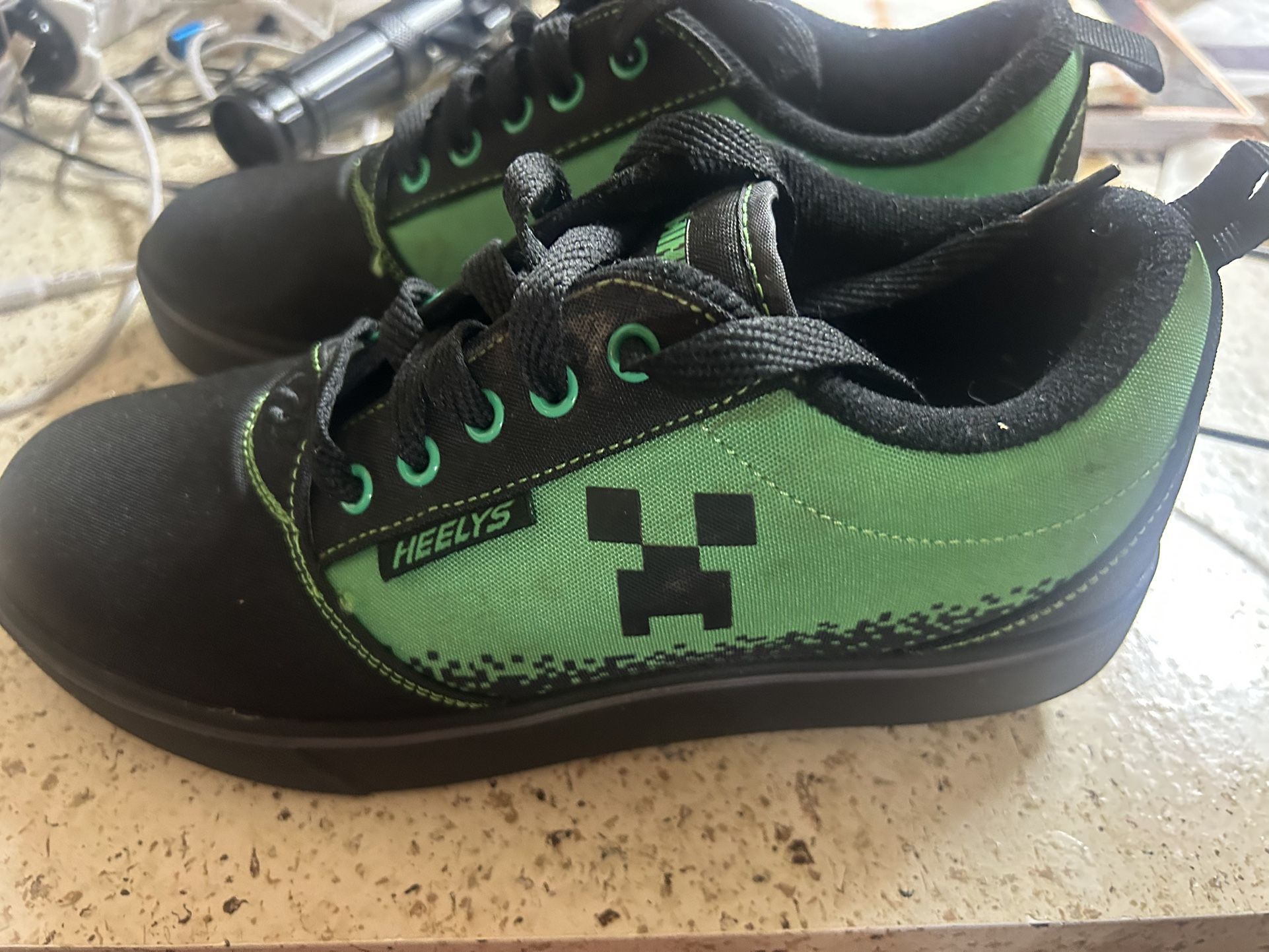 Minecraft Heelys 5youth 