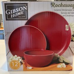 NEW Red Ceramic 12 pc Plate Set