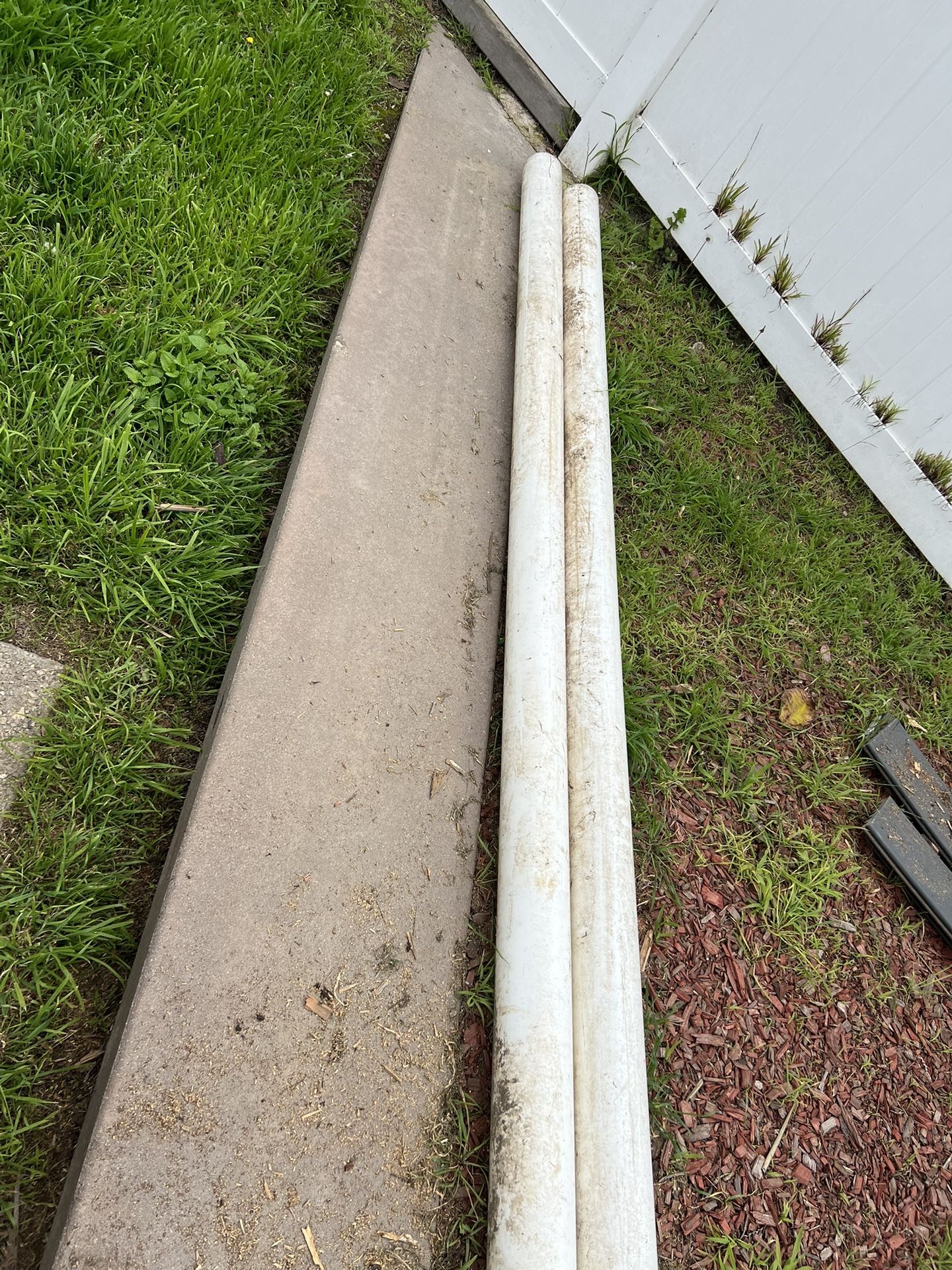 4 Inch X 10 ft White PVC SEWER GRAVITY BELLED END