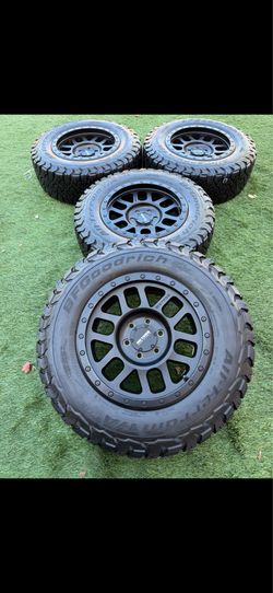 Method Toyota Tacoma wheels and tires 18