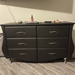 6 Drawer Black Dresser