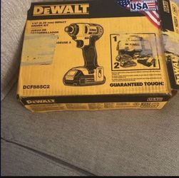 DEWALT 20V MAX Cordless 1/4 in. Impact Driver, (2) 20V 1.3Ah Batteries, Charger, and Bag $180 or best offer oh mejor Oferta 
