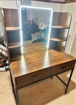Vanity with storage drawers