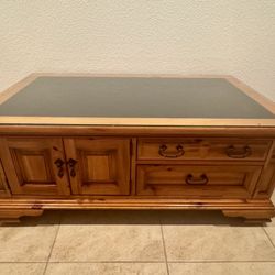 Antique Coffee Table (Broyhill)