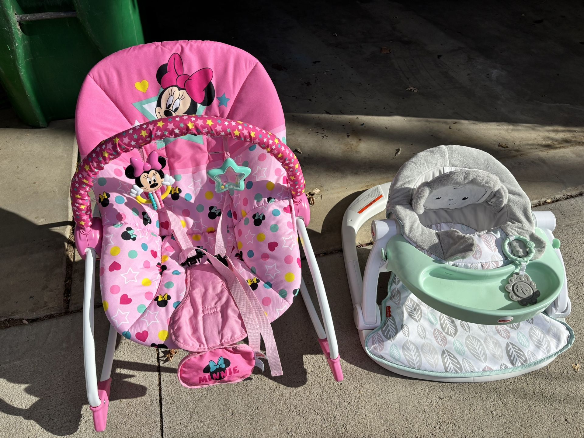 Free Baby Bouncer/ Seat