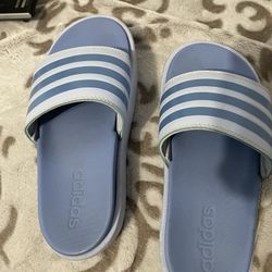 Adidas slide on. color:blue size: 6.5  like new