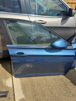 2020 VW Jetta right front door