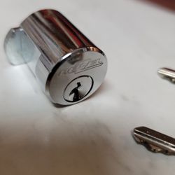 Cylinder Lock (PICK-UP ONLY)