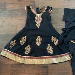 Girls Hidu Dress  With Pants And Shall 