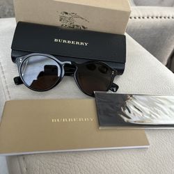 Burberry Sun Glasses 