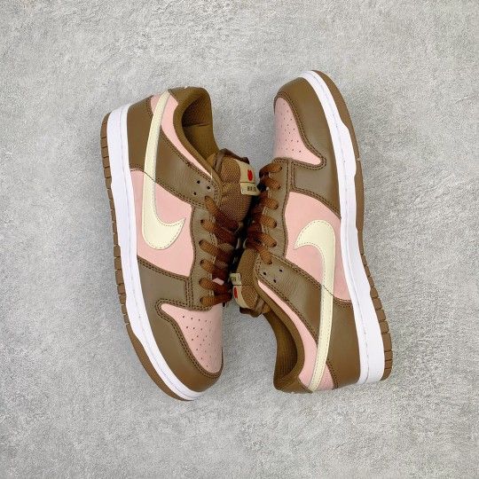 Nike Dunk SB Low Stussy Cherry