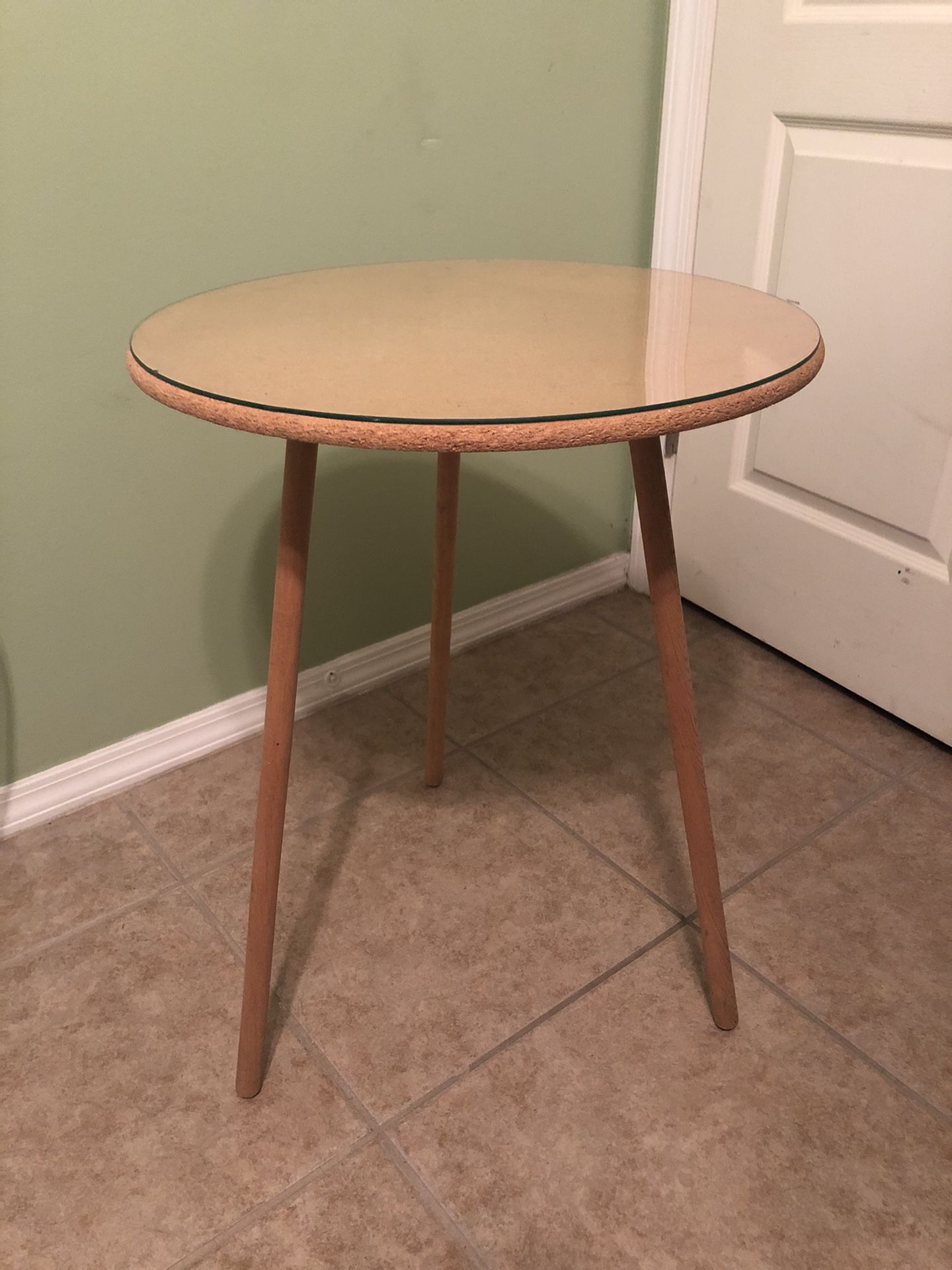 Tripod side table