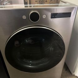 Samsung Gas Dryer (Semi New)