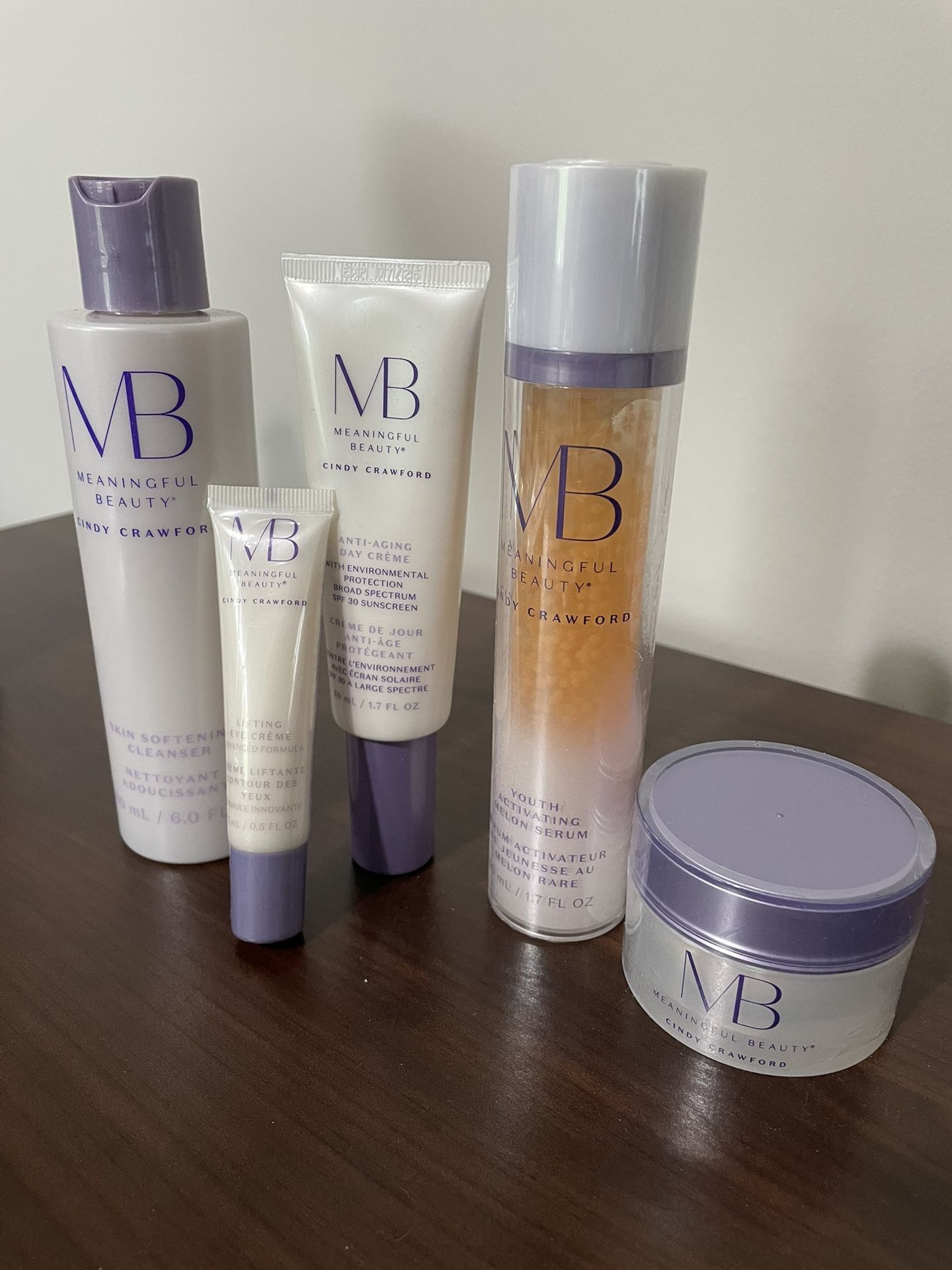 Meaningful Beauty Skincare Set Cindy Crawford