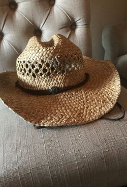 Hiking hat