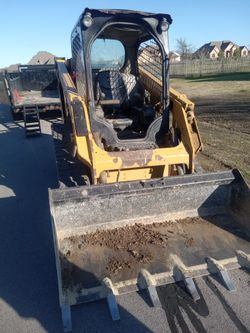 Se Hacen Trabajos De Emparejar Terrenos