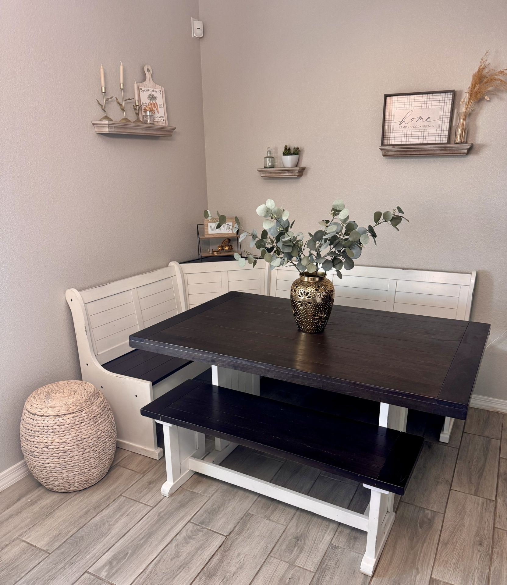 Dining Nook Table With Storage