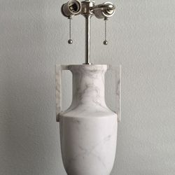 Modern Marble Resin Table Lamp – Sculptural Minimalist with Soul