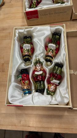 Christmas Decorations Items