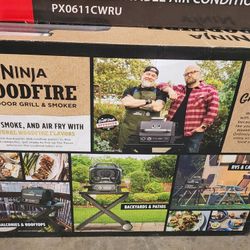 Ninja Woodfire 7-in-1 Outdoor Grill 1760-Watt Grey Electric Grill