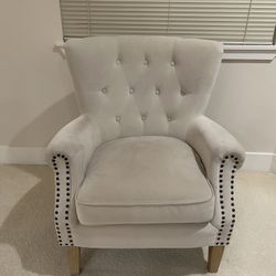 Sitting Room Chair