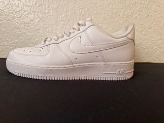 Nike Authentic White Shoes Size 9 – Excellent Condition