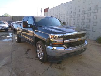 Chevy silverado 2017 70mil millas navegación sensores de parking wifi