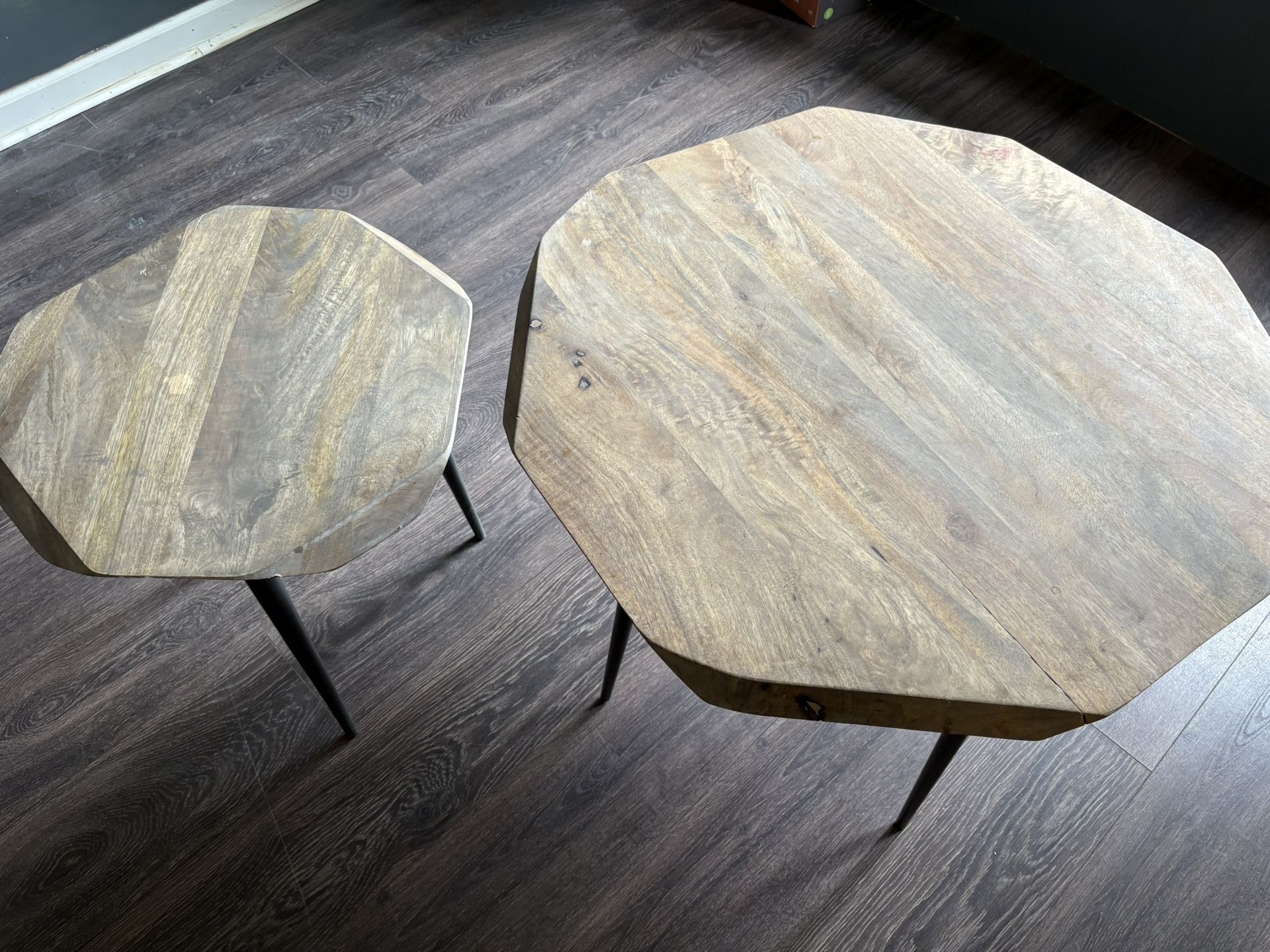 Coffee And End Table