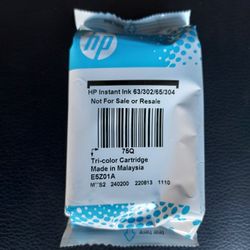 
Genuine HP Instant Ink 63/302/65/304. Tri-Color Cartridge Replacements