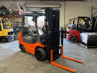 Toyota forklift 6000lb