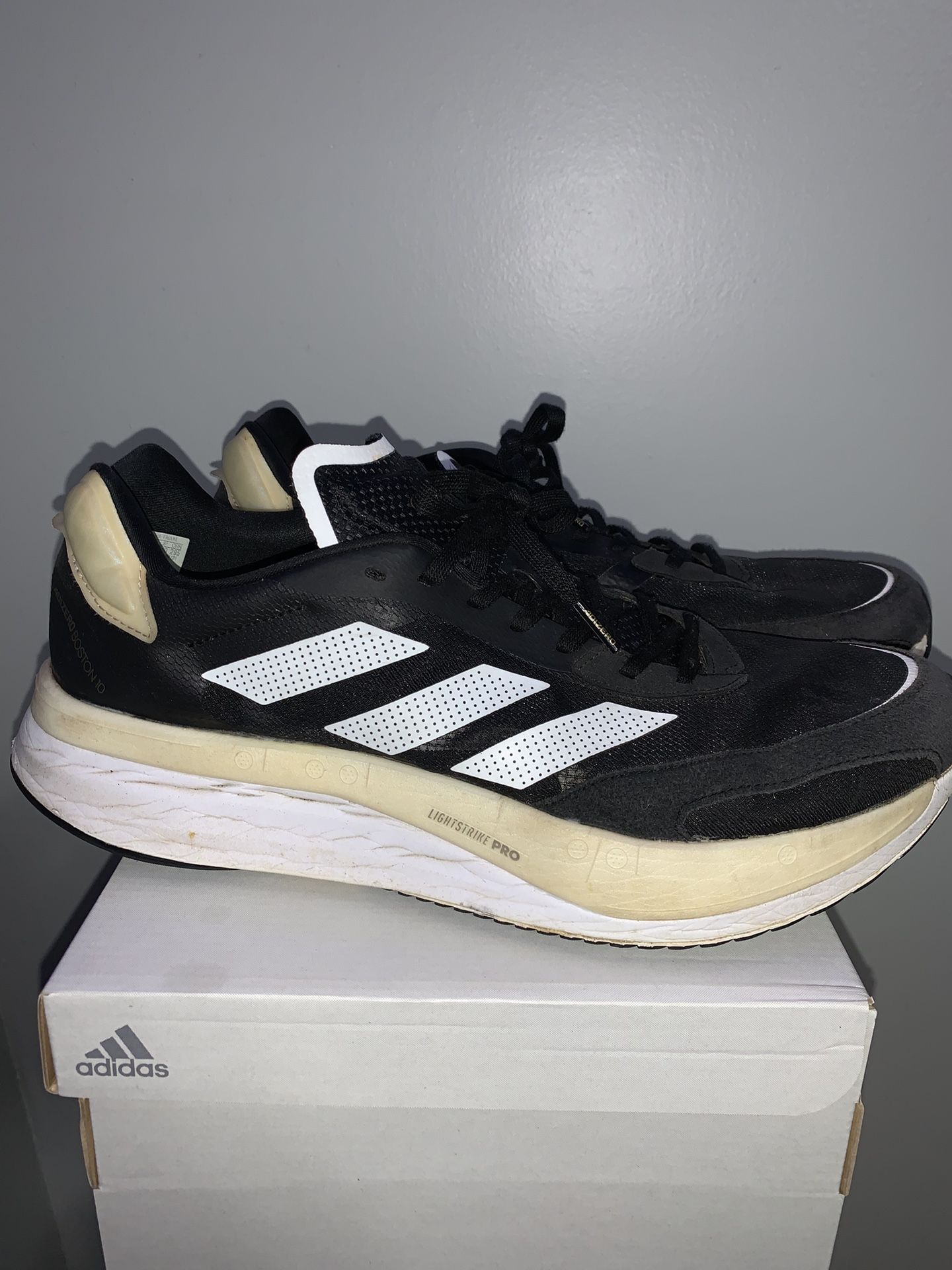 Adidas Adizero Boston 10