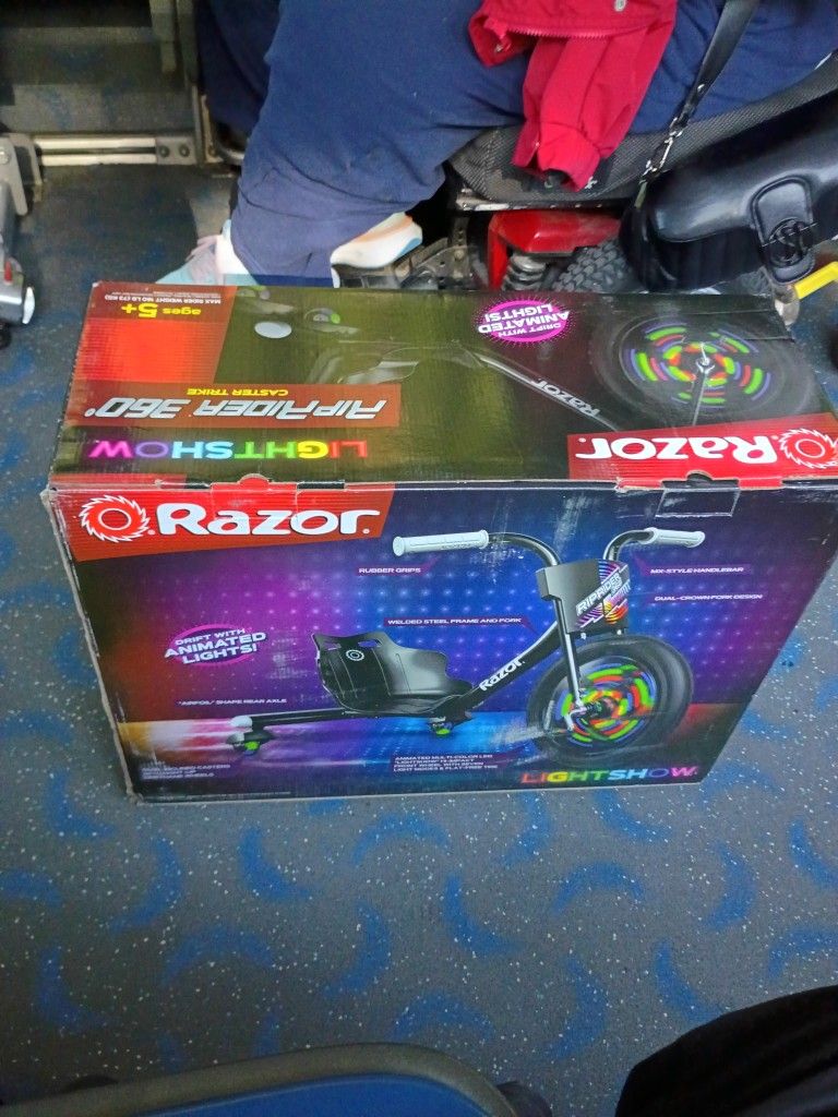 Razor Riprider 360