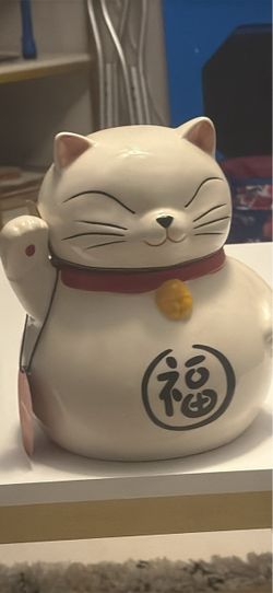 Lucky Cat cookie jar