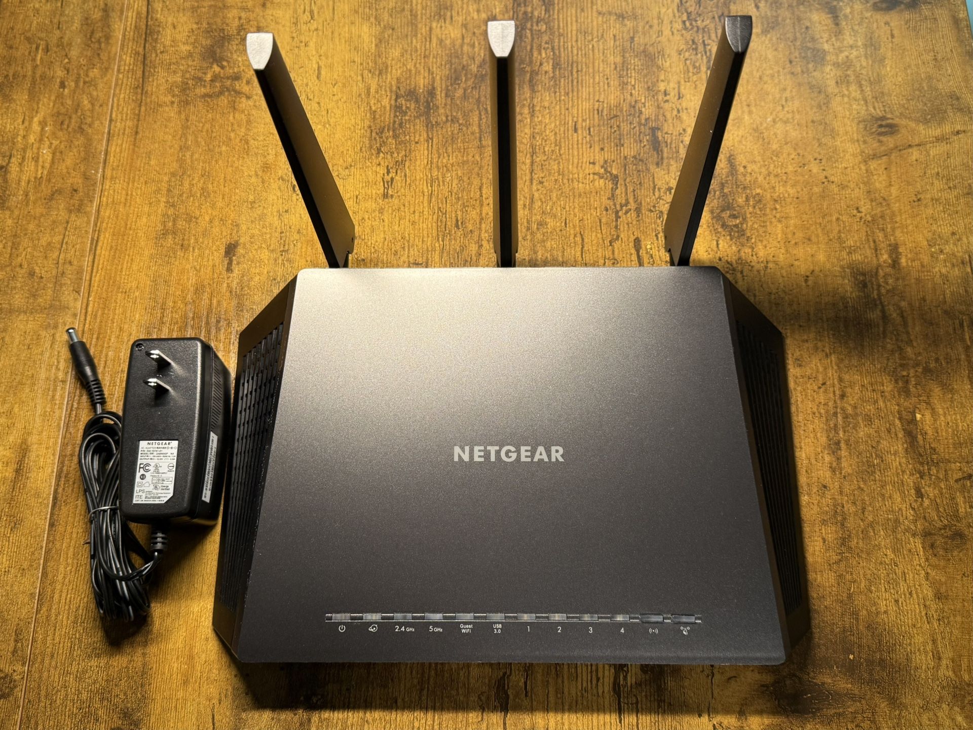 Nighthawk AC1900 Smart WiFi Dual Band Gigabit Router