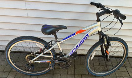 24” Schwinn 21 Speed for 8-12 Year Olds