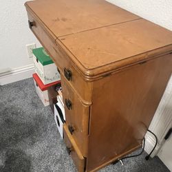 White Sewing Machine Hideaway Desk