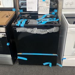 New Scratch & Dent Hotpoint 30in 4 Burners Electric Range