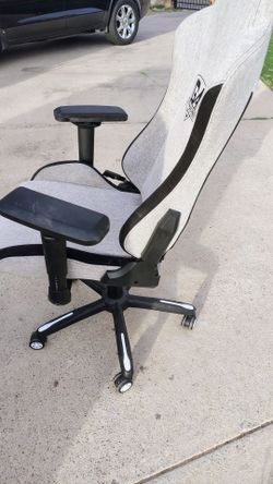 gaming chair